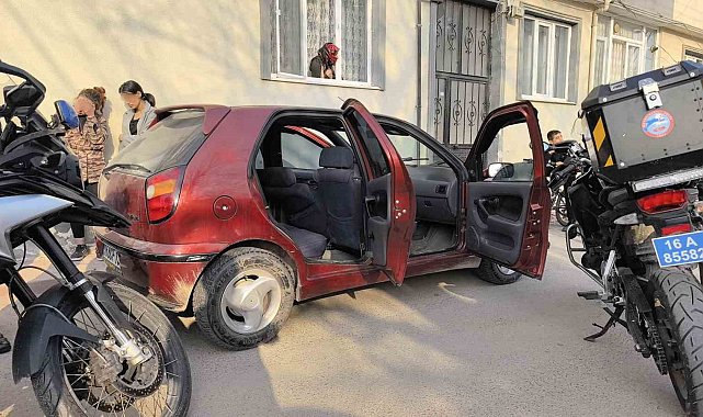 Polisin 'Dur' ihtarından kaçan otomobil, uyuşturucu yuvası çıktı