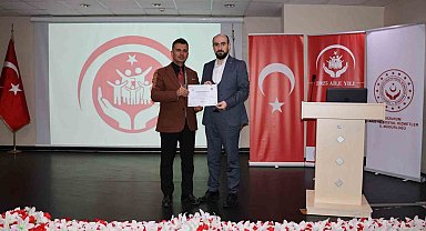 "Dijital Çağda Aile" söyleşisi Erzurum'da gerçekleşti