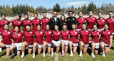 Ragbide Körfez'li kızların bileği bükülemiyor