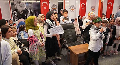 Ramazan Çarşısı'nda minik öğrencilerden duygusal etkinlik