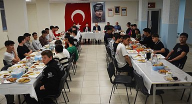 Ramazan'ın bereketi öğrencilere paylaşıldı