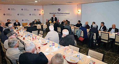 Rektör Hacımüftüoğlu, öğrenci odaklı çalışmalar yürüten STK temsilcileriyle iftarda buluştu