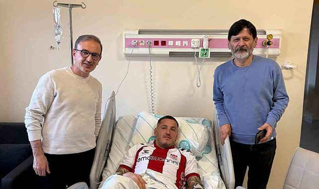 Rey Manaj gözünü açtı: "Haftaya oynayabilecek miyim?" dedi
