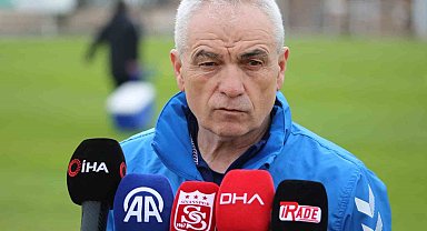 Rıza Çalımbay: "Düşmeyi aklımızın ucundan geçirmiyoruz"