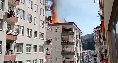 Rize'de çatı yangını