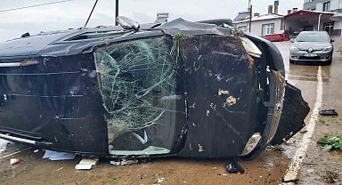 Rize'de takla atan otomobilin sürücüsü yaralandı