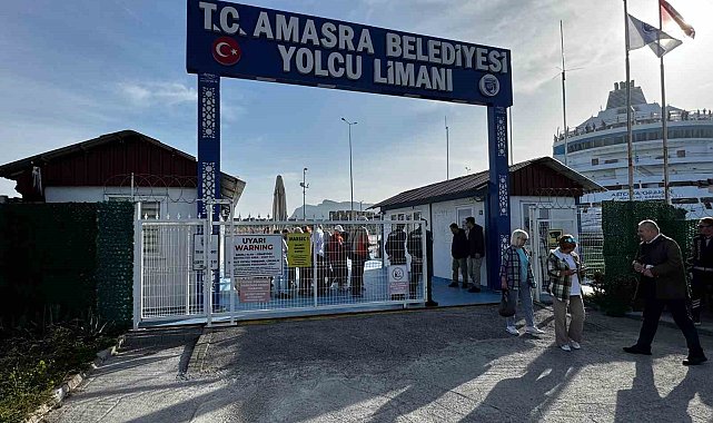Rus turistler Amasra'da