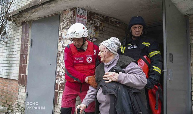 Rusya'nın Ukrayna'ya düzenlediği füze saldırısında yaralı sayısı 74'e yükseldi
