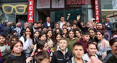 Şahin, vatandaşlar ve esnafla bir araya geldi