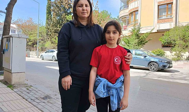 Sahipsiz köpeklerin saldırdığı depremzede kız çocuğu yaşadığı korku dolu anları anlattı