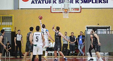 Sakarya Büyükşehir basket takımı turu geçti