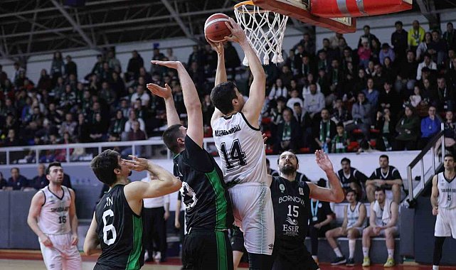 Sakarya Büyükşehir'in dev adamları tur için parkeye çıkıyor