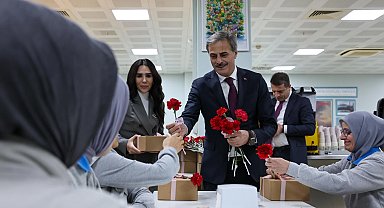 Sakarya Hendek'te emekçi kadınlara konuk oldu