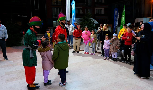 Sakarya'da Erenler ve Geyve'de çocuklarla ramazan neşesi yaşandı