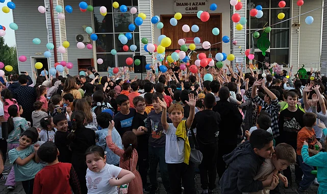 Sakarya'da Ramazan'ın neşesini şehrin dört bir yanına taşıyorlar