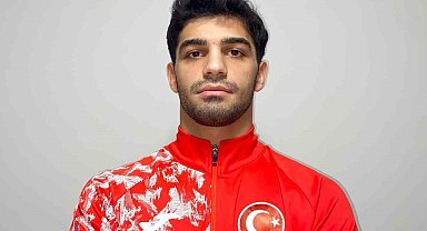 Sakaryalı güreş sporcusu Arnavutluk'ta Ay Yıldızlığı bayrağı temsil edecek