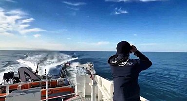 Samsun Valisi Tavlı'dan jandarma, polis ve sahil güvenlik personeline telsizden bayram kutlaması