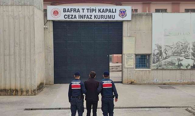 Samsun'da 10'ar yıl hapis cezasıyla aranan 2 hükümlü yakalandı