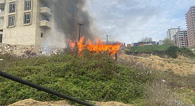 Samsun'da inşaata ait baraka kundaklandı