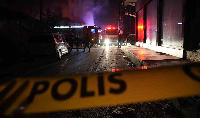 Samsun'da kereste ve mobilya imalathanesinde yangın