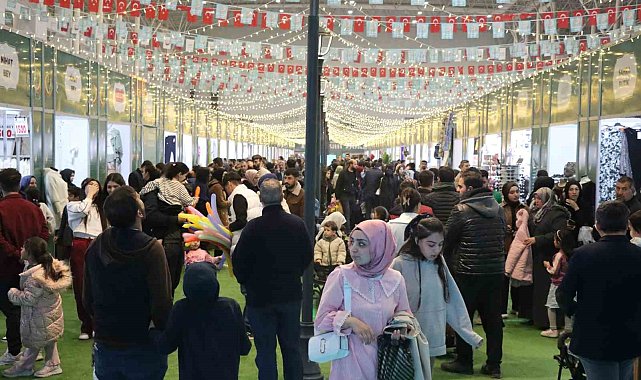 Şanlıurfa Ramazan sokağına yoğun ilgi