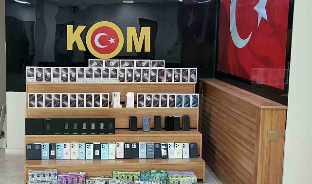 Şanlıurfa'da 7 milyon TL değerinde kaçak cep telefonu operasyonu: 2 gözaltı