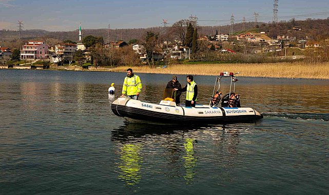 Sapanca Gölü'nün suyu her ay 31 farklı numuneyle kontrol ediliyor