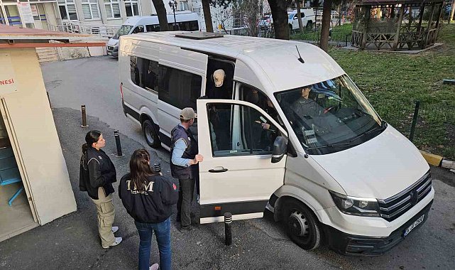 Sarıyer eski Belediye Başkanı Şükrü Genç'in de aralarında bulunduğu 34 şüpheli sağlık kontrolü için hastaneye götürüldü