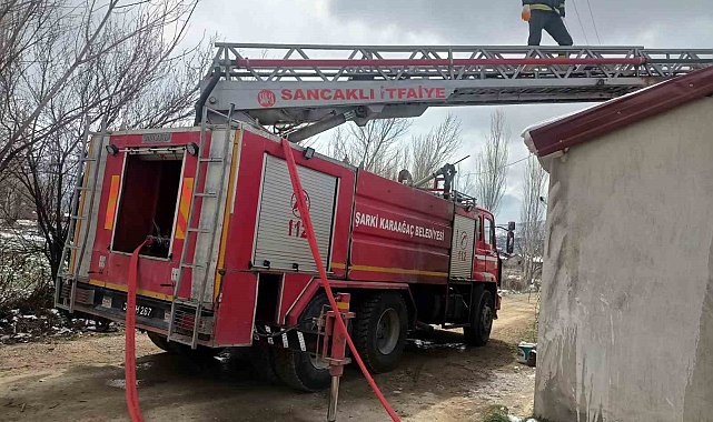 Şarkikaraağaç'ta baca yangını