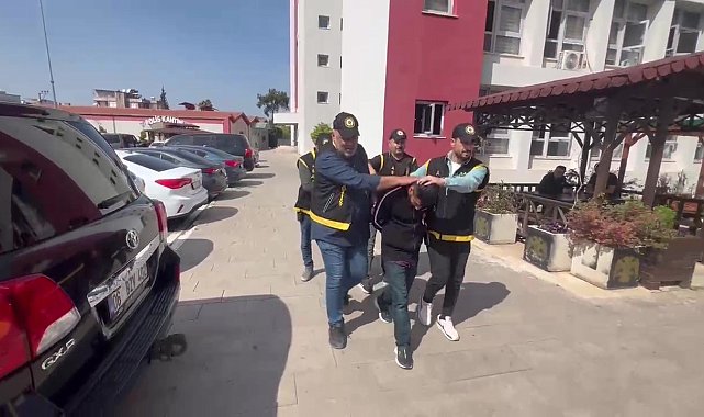 Sebebi akıllara durgunluk verdi: Çelik yelek giyip ev kurşunlayan 2 şüpheli tutuklandı
