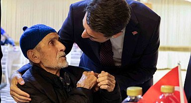 Şehit aileleri ve gazilerle iftar programında buluştu