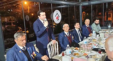 Şehit yakınları ve gaziler iftarda bir arayageldi