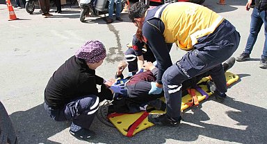 Serik'te motokuryeler çarpıştı: 1 yaralı