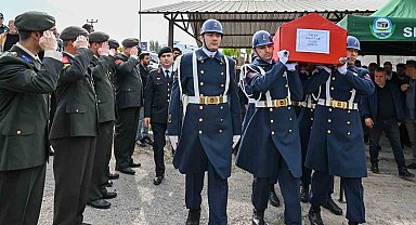 Serik'te terör gazisi törenle defnedildi