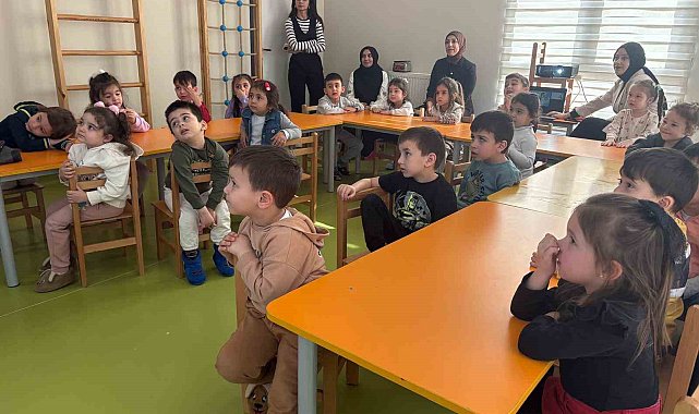 Sincan kreşlerinde minikler sağlıklı beslenmeyi öğreniyor