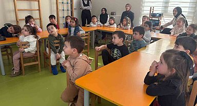 Sincan kreşlerinde minikler sağlıklı beslenmeyi öğreniyor