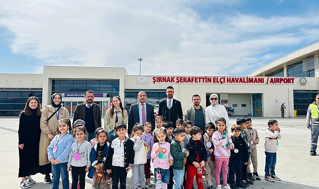 Şırnak'ta anaokulu öğrencileri yolcu uçaklarını yakından gördü