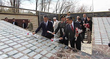 Şırnak'ta Çanakkale Zaferi'nin 110'uncu yılı kutlandı