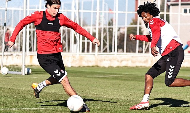 Sivasspor'da Göztepe hazırlıkları sürüyor