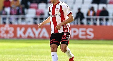 Sivasspor'da Simic taburcu edildi