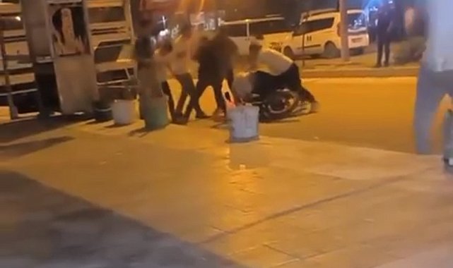 Sokak ortasındaki dayağa 2 tutuklama