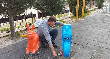 Söke Belediyesi'nden çocuk oyun alanlarında bakım çalışmaları
