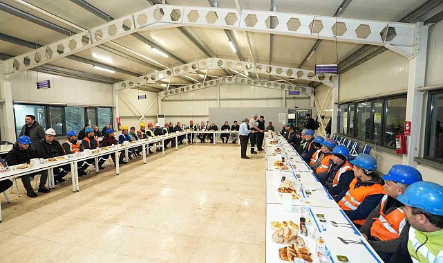 Soma'da maden işçileri ile ilk sahur