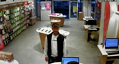 Sultangazi'de "elden taksit var mı" diyerek telefon çaldı: O anlar kamerada