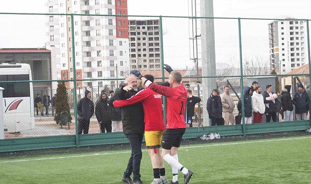 Talas Anayurtspor Başkanı Murat Akgöz: "Bu zafer hepimizin"
