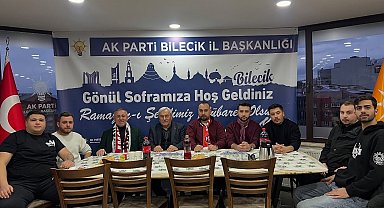 Taraftar guruplarıyla bir araya geldi