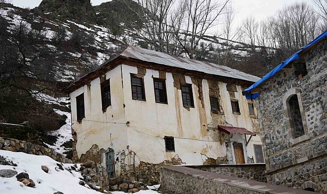 Tarihi Süleymaniye Mahallesi'nde restorasyon çıkmazı