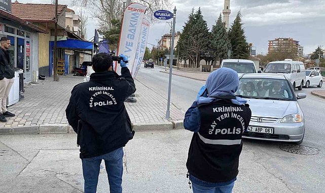 Tartışmada silahtan çıkan kurşun yoldan geçen sürücüyü yaraladı