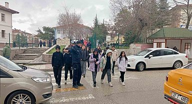 Taşköprü'de zabıta ekipleri sayesinde çocuklar okula güvenle gidiyor