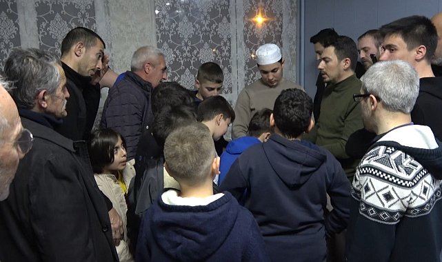 Tavşanlı'da öğrencilerin Sakal-ı Şerif görme heyecanı